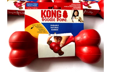 KONG Standard Goodie Bone, rot