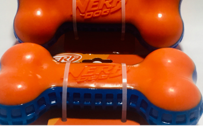 Nerf Hundespielzeug Hundeknochen, blau orange