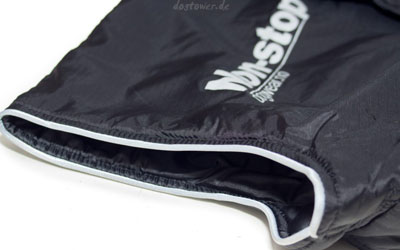 Leichte, isolierende, wasserabweisende Hundejacke