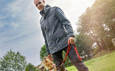 Herren Softshelljacke aus winddichtem Material in attraktiver Woll-Optik