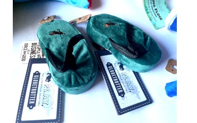 P.L.A.Y. Pet Lifestyle and You Globetrotter Toy Slipper