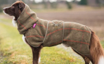 Woolie Pomppa der Wollmantel Hundemantel, oliv
